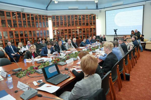 Эксперты обсудили приоритеты развития интеграции в рамках ЕАЭС на 2018 год с учетом председательства России